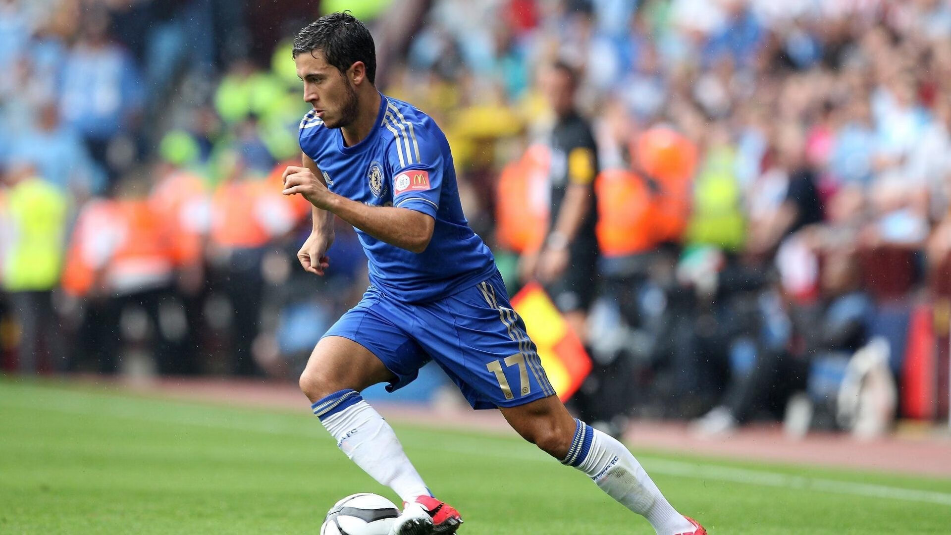 欧洲杯变阵疯狂：策略精彩引爆战场！，欧洲杯迎来结局